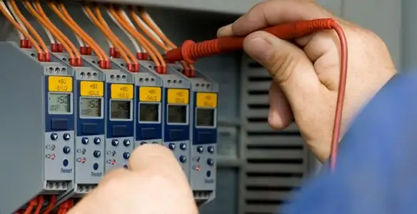 electrical contractors performing professional electrical system testing and configuration in Denver, CO